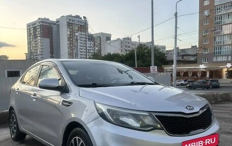 KIA Rio III рестайлинг, 2017 год, 1 280 000 рублей, 2 фотография