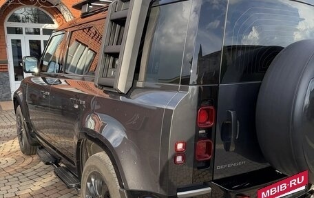 Land Rover Defender II, 2022 год, 12 000 000 рублей, 7 фотография
