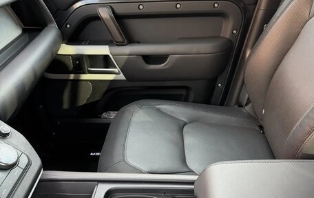 Land Rover Defender II, 2022 год, 12 000 000 рублей, 21 фотография