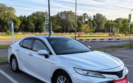 Toyota Camry, 2020 год, 2 700 000 рублей, 5 фотография
