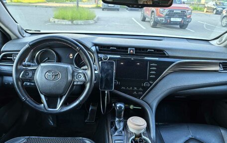 Toyota Camry, 2020 год, 2 700 000 рублей, 12 фотография