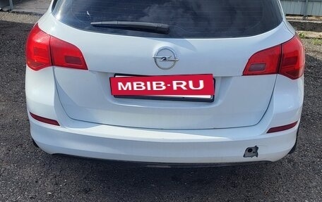 Opel Astra J, 2011 год, 390 000 рублей, 3 фотография