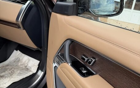 Land Rover Range Rover IV рестайлинг, 2018 год, 20 000 000 рублей, 21 фотография