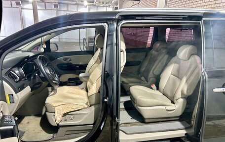 KIA Carnival III, 2019 год, 3 050 000 рублей, 6 фотография