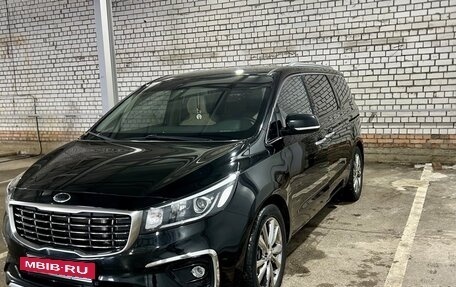 KIA Carnival III, 2019 год, 3 050 000 рублей, 2 фотография