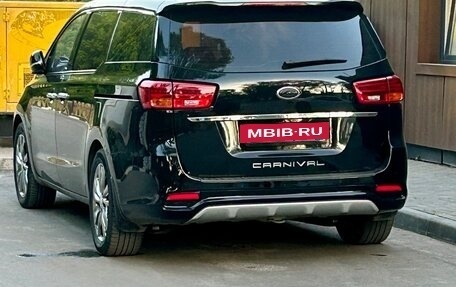 KIA Carnival III, 2019 год, 3 050 000 рублей, 20 фотография