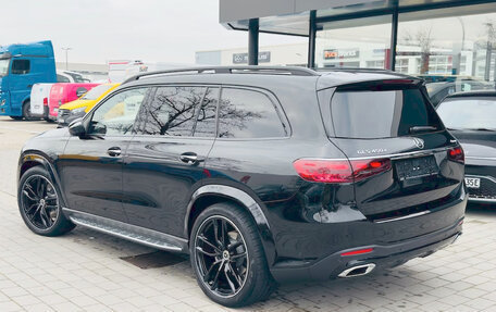 Mercedes-Benz GLS, 2024 год, 11 000 000 рублей, 3 фотография