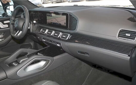 Mercedes-Benz GLS, 2024 год, 11 000 000 рублей, 6 фотография