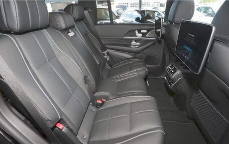 Mercedes-Benz GLS, 2024 год, 11 000 000 рублей, 10 фотография