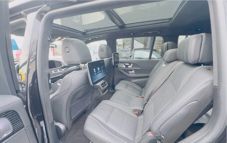 Mercedes-Benz GLS, 2024 год, 11 000 000 рублей, 14 фотография