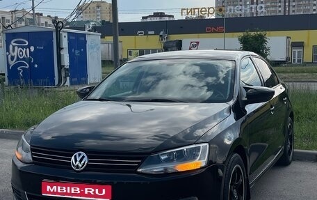 Volkswagen Jetta VI, 2014 год, 995 000 рублей, 1 фотография