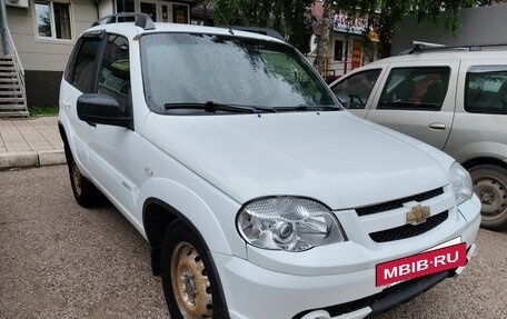 Chevrolet Niva I рестайлинг, 2012 год, 290 000 рублей, 9 фотография