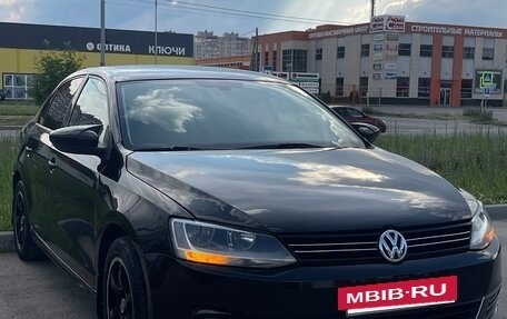 Volkswagen Jetta VI, 2014 год, 995 000 рублей, 2 фотография