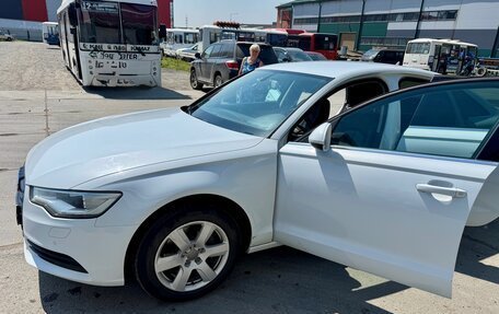 Audi A6, 2012 год, 1 850 000 рублей, 16 фотография
