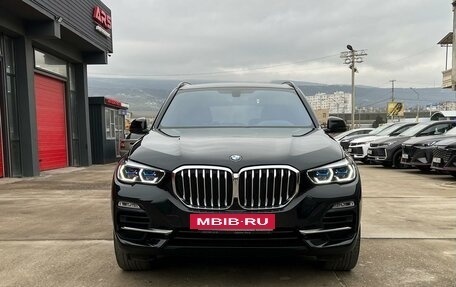 BMW X5, 2019 год, 5 400 000 рублей, 2 фотография