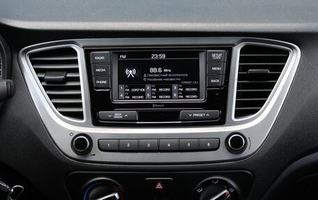 Hyundai Solaris II рестайлинг, 2021 год, 1 450 000 рублей, 12 фотография