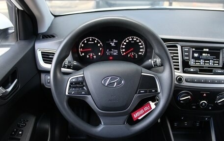 Hyundai Solaris II рестайлинг, 2021 год, 1 450 000 рублей, 8 фотография