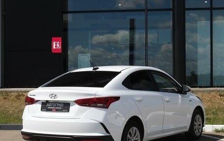 Hyundai Solaris II рестайлинг, 2021 год, 1 450 000 рублей, 4 фотография