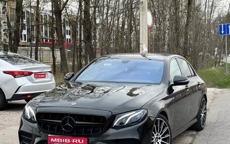 Mercedes-Benz E-Класс, 2020 год, 2 549 999 рублей, 1 фотография