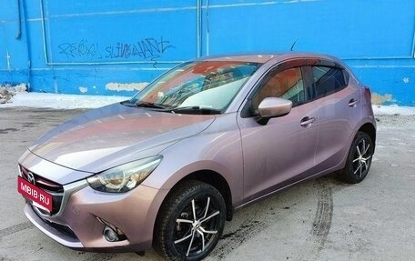 Mazda Demio IV, 2015 год, 700 000 рублей, 1 фотография