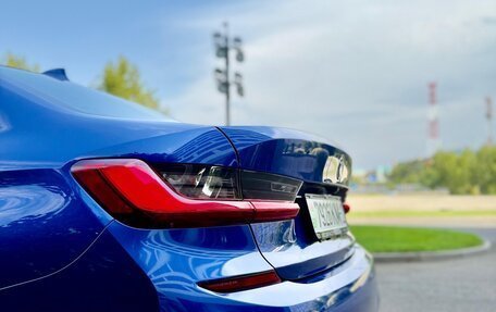 BMW 3 серия, 2020 год, 2 600 000 рублей, 9 фотография