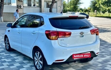 KIA Rio III рестайлинг, 2015 год, 1 190 000 рублей, 5 фотография