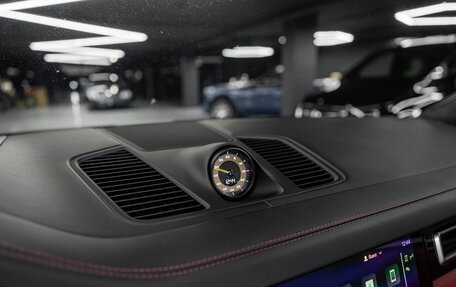 Porsche Cayenne III, 2022 год, 16 700 000 рублей, 10 фотография