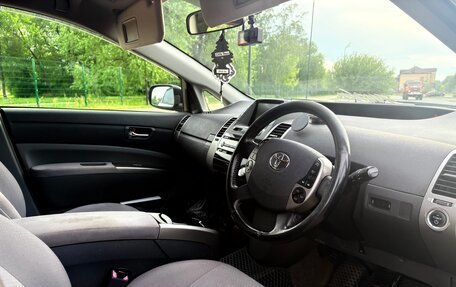 Toyota Prius, 2009 год, 650 000 рублей, 6 фотография