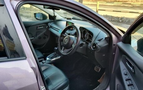 Mazda Demio IV, 2015 год, 700 000 рублей, 5 фотография
