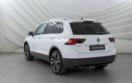 Volkswagen Tiguan II, 2017 год, 2 588 000 рублей, 5 фотография