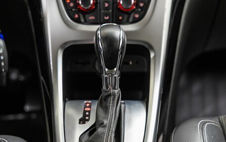 Opel Astra J, 2013 год, 858 000 рублей, 25 фотография