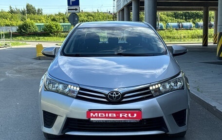 Toyota Corolla, 2013 год, 1 090 000 рублей, 3 фотография
