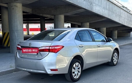 Toyota Corolla, 2013 год, 1 090 000 рублей, 8 фотография
