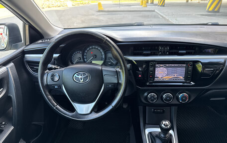 Toyota Corolla, 2013 год, 1 090 000 рублей, 10 фотография