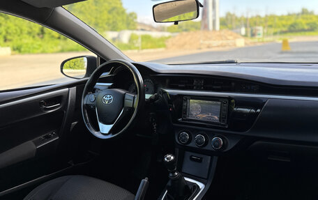 Toyota Corolla, 2013 год, 1 090 000 рублей, 16 фотография