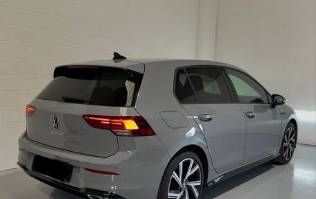 Volkswagen Golf VIII, 2023 год, 1 930 000 рублей, 4 фотография