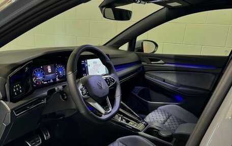 Volkswagen Golf VIII, 2023 год, 1 930 000 рублей, 8 фотография