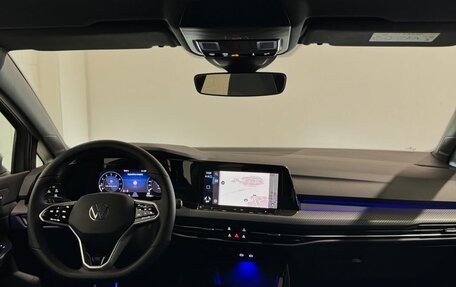 Volkswagen Golf VIII, 2023 год, 1 930 000 рублей, 9 фотография