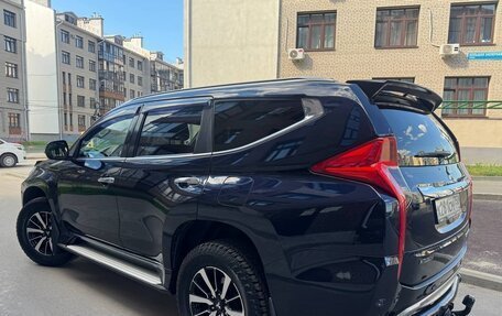 Mitsubishi Pajero Sport III рестайлинг, 2017 год, 2 850 000 рублей, 9 фотография
