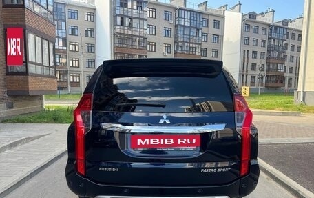 Mitsubishi Pajero Sport III рестайлинг, 2017 год, 2 850 000 рублей, 8 фотография