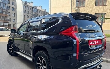 Mitsubishi Pajero Sport III рестайлинг, 2017 год, 2 850 000 рублей, 11 фотография