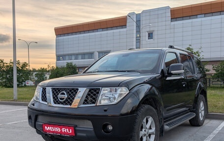 Nissan Pathfinder, 2008 год, 1 490 000 рублей, 1 фотография