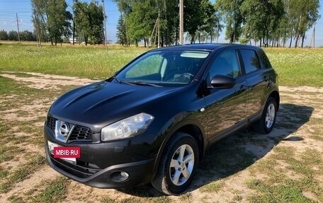 Nissan Qashqai, 2011 год, 650 000 рублей, 3 фотография