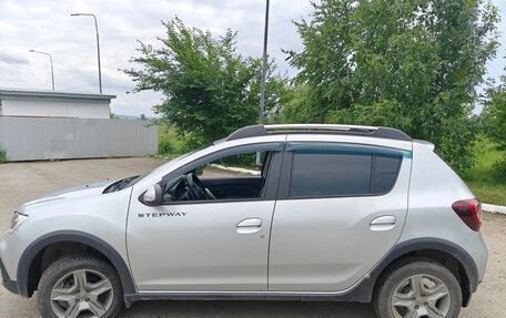 Renault Sandero II рестайлинг, 2021 год, 1 320 000 рублей, 4 фотография