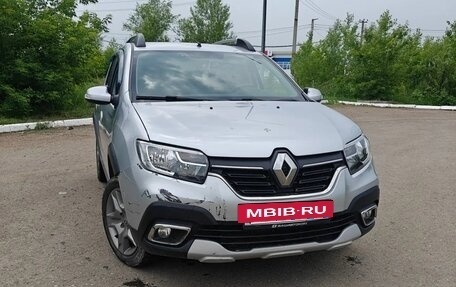 Renault Sandero II рестайлинг, 2021 год, 1 320 000 рублей, 2 фотография