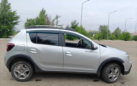 Renault Sandero II рестайлинг, 2021 год, 1 320 000 рублей, 7 фотография