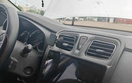 Renault Sandero II рестайлинг, 2021 год, 1 320 000 рублей, 12 фотография