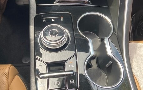 KIA K5, 2023 год, 3 300 000 рублей, 23 фотография