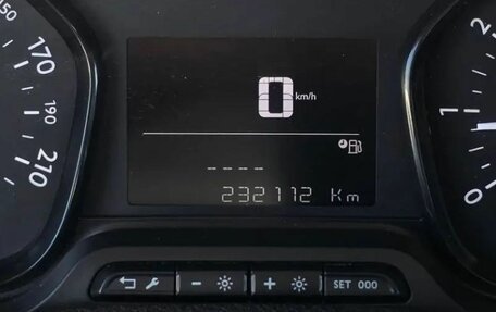 Peugeot Traveller I, 2021 год, 2 450 000 рублей, 12 фотография
