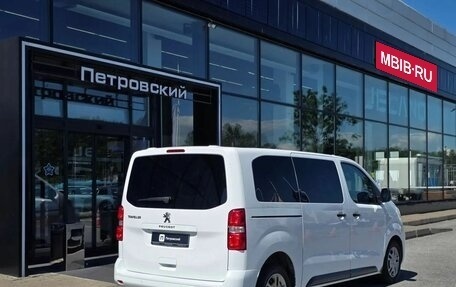 Peugeot Traveller I, 2021 год, 2 450 000 рублей, 6 фотография